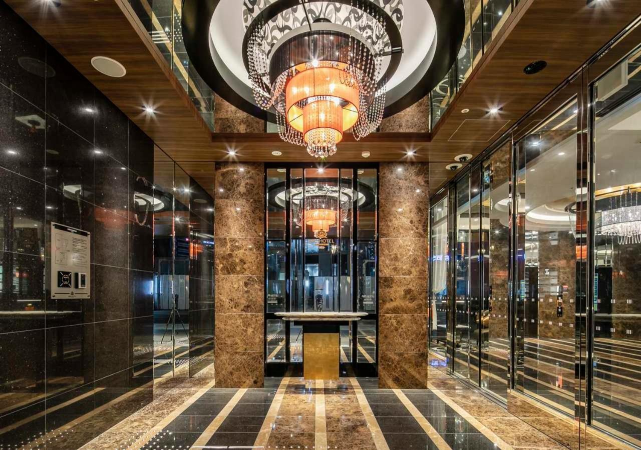 Apa Hotel Nagoya Ekimae Esterno foto